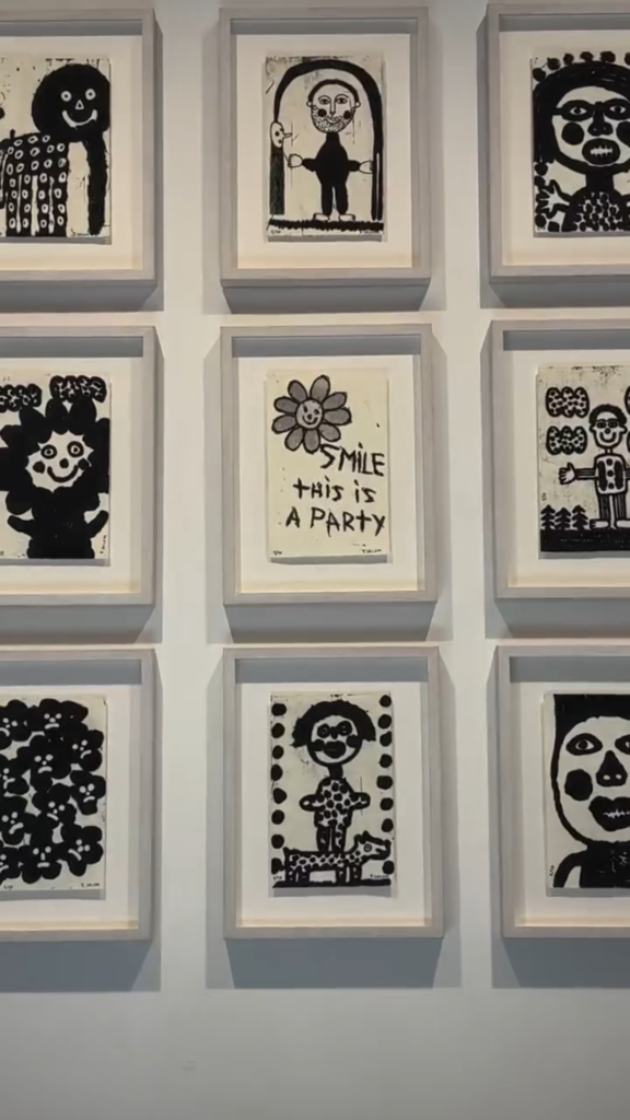 contemporary art gallery 2